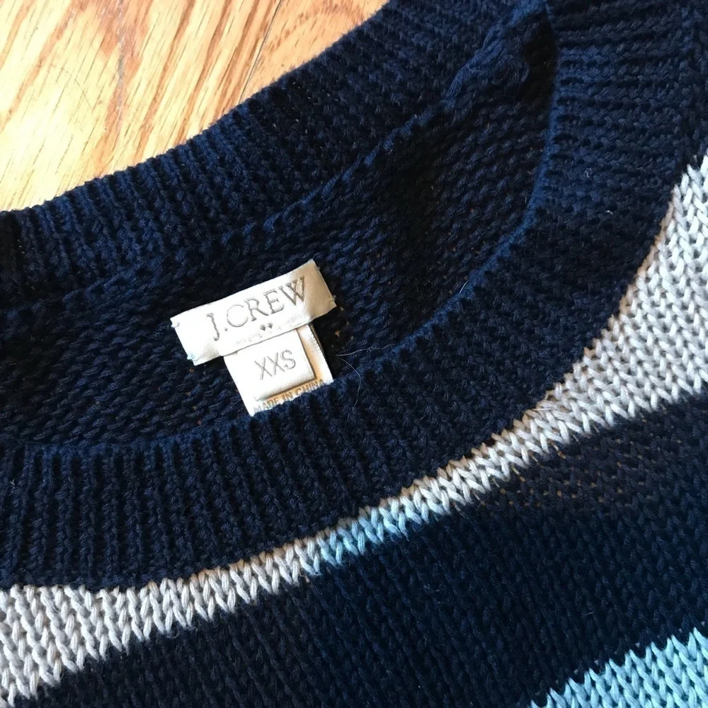 EUC J Crew Navy Cream Stripe Knit Sweater XXSβββββββ - Picture 5 of 8